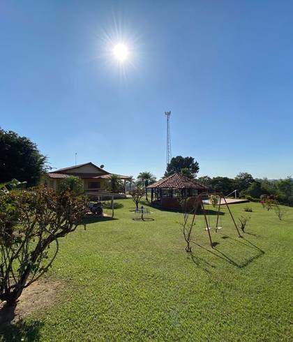 Sitios de SI0002 - Lindo sítio de 33.000 m². Venda R$ 1.600.000,00