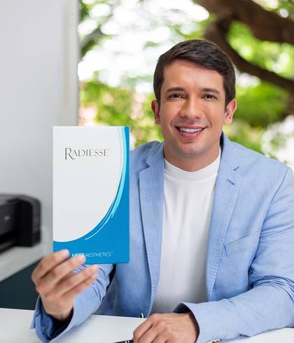 Retratos Corporativos de Drº Filipe Duque - RINOMODELAÇÃO