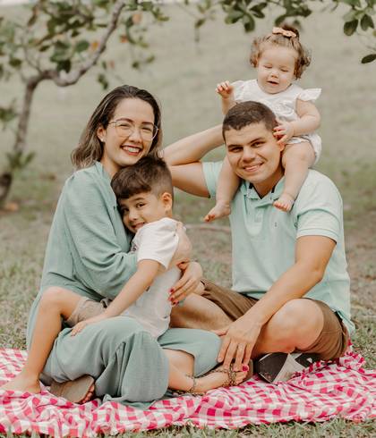 Famílias de Família Queiroz