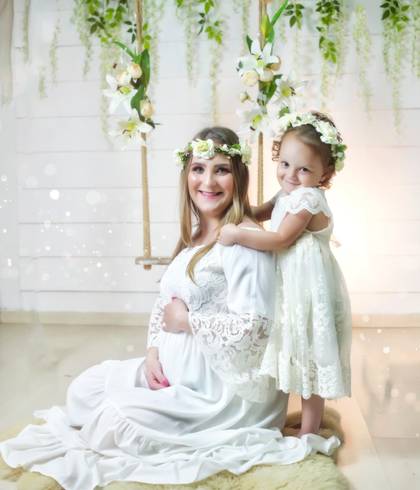 GESTANTE de Ensaio Mãe e Filha na espera de seu Príncipe