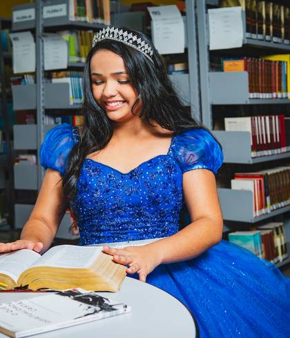 Pré XV de PRÉ XV Ana Beatriz