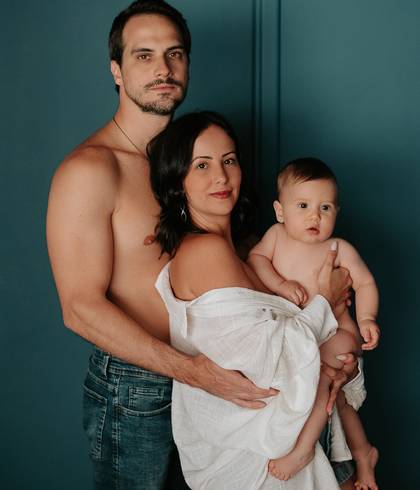 Bebê & Família de 8 meses do Miguel