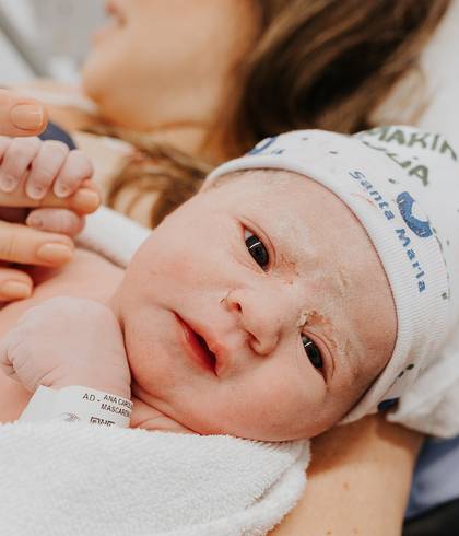 Parto de O nascimento da Maria Julia