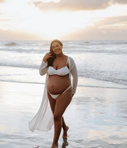 Gestante de A espera por Manuela