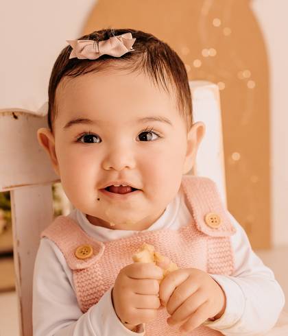 Ensaio Infantil de Acompanhamento Mensal Sara 8 meses