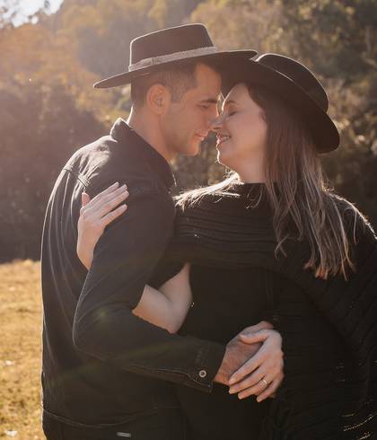 Gestante de Doce Espera Pela Lara