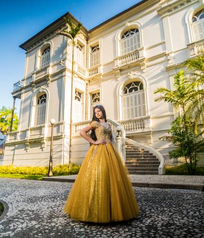 ENSAIOS  DEBUTANTES de Vívian Roversi