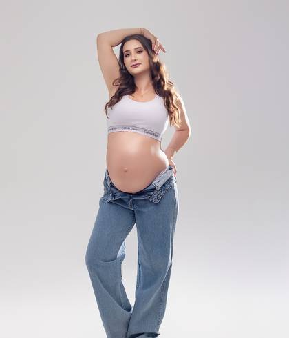 Gestante de ENSAIO DA GESTANTE RAFAELA BARASSUOL