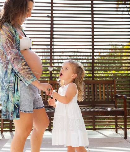 Gestante de Ensaio Gestante Lifestyle | Esperando Manuela