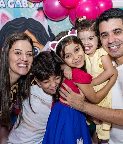 Festa infantil de PÉROLA FEZ 6!