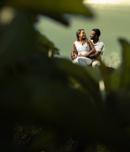 Pré wedding  de 💛 Maria Alice & Rubens – Um Pré-Wedding Mágico em Luminárias ✨📸