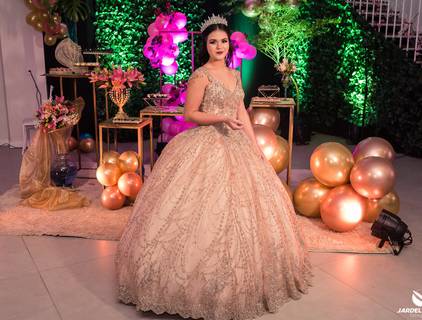 Aniversário  de Festa de 15 Anos - Klara