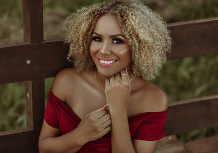 RETRATO FEMININO de Retrato Feminino | Estela Carvalho | Indaiatuba-SP