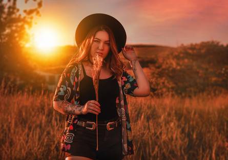 RETRATO FEMININO de Retrato Feminino | Rafaela Maschietto | Mombuca-Sp