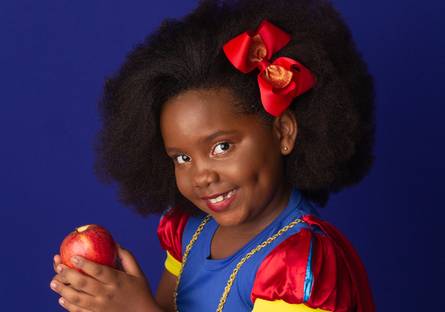 ACOMPANHAMENTO INFANTIL de BRANCA DE NEVE - MARIA FLOR