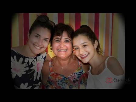 Momenti Essenziale de Momenti Essenziale Cláudia