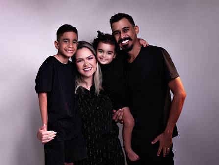 MODERN MOM - ENSAIO DE PAIS E FILHOS de FAMÍLIA PEDRINI