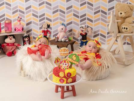 Acompanhamento Infantil de Acompanhamento Infantil - Manuela e Rafaela - 4 Meses