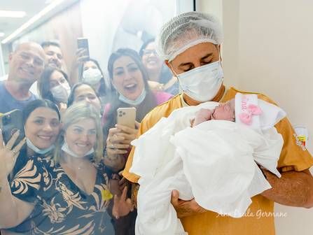 Parto de Registro de Parto - O Nascimento da Valentina