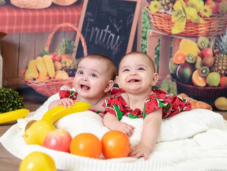 Acompanhamento Infantil de Acompanhamento Manuela e Rafaela - 7 Meses