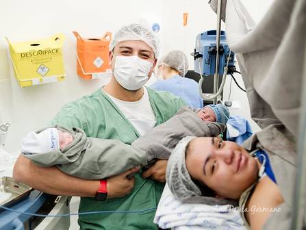 Parto de Registro de Parto - O Nascimento do Pedro Henrique e do Rafael