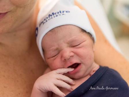 Parto de Registro de Parto - O Nascimento da Olívia