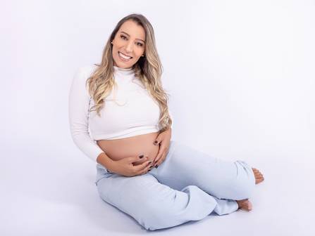 Gestante de Gabriela, à espera.