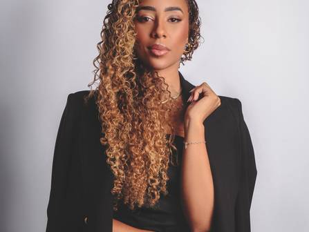 Ensaio Corporativo de YASMIN CRUZ - CORPORATIVO