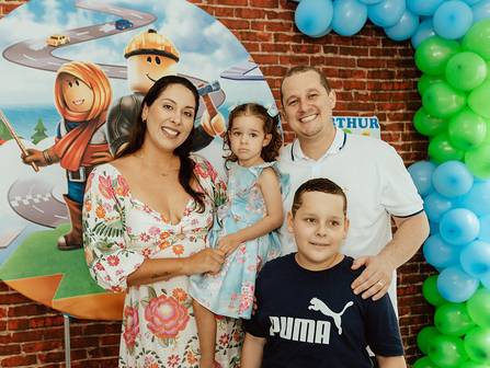 Aniversários de {Maria Olívia e Arthur}