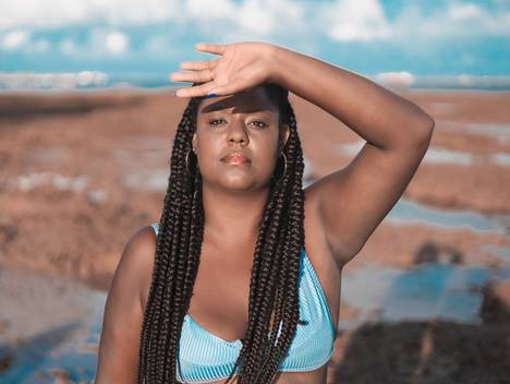 Ensaio Feminino de Mariana Santana