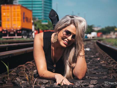 Ensaios Femininos de Vanessa Bernardi