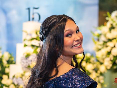 Aniversários de 15 Anos Julia