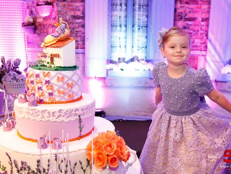 Aniversários de Aniversário 4 Anos Liz