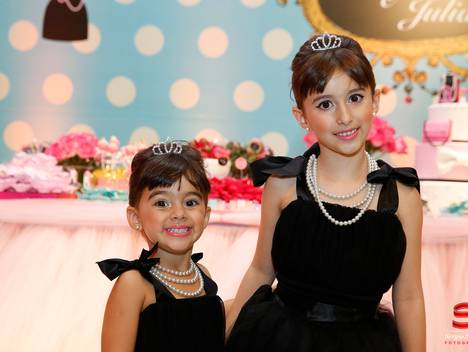 Aniversários de Aniversário Isadora e Júlia