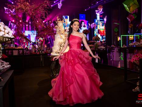 Aniversários de 15 Anos Julia