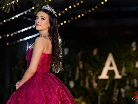 Aniversários de 15 Anos Antonella