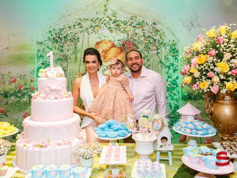 Aniversários de Anivers&aacute;rio Helena