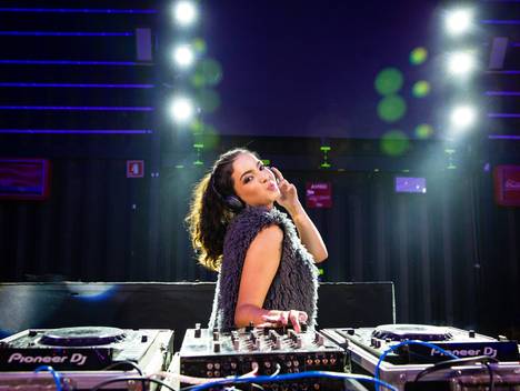 Ensaio de Maria Gabriela