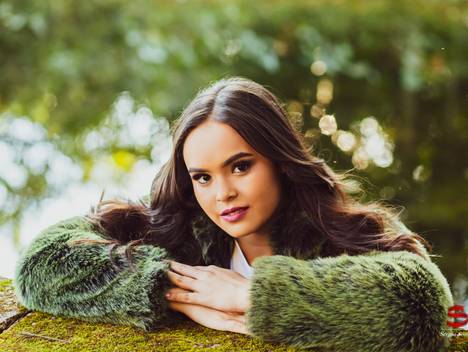 Ensaio de Book dos 15 Monize