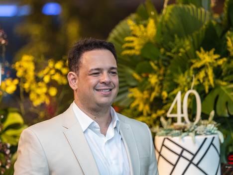 Aniversários de 40 Anos Alisson