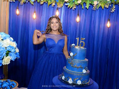 Debutante 15 anos de THYELLY