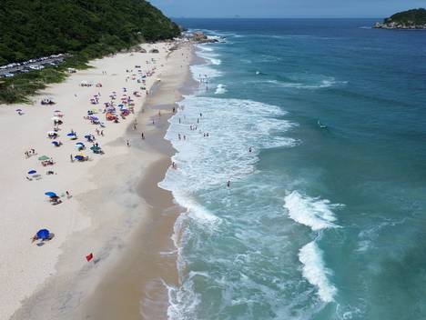 Turismo de Praia do Grumari