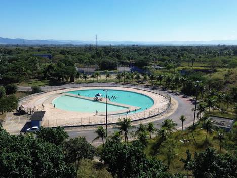 Obras Públicas de Cidade das Crianças em Santa Cruz