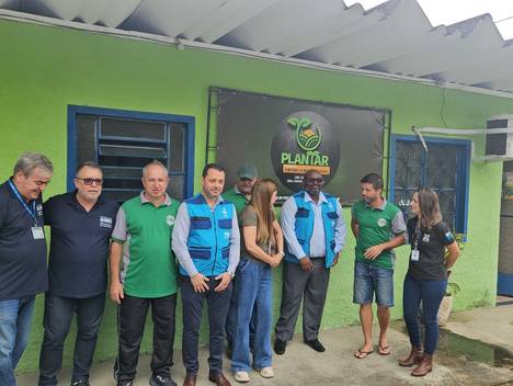 Agricultura Familiar e Agronegócios de Sub Secretário de Agricultura Raphel Padilha