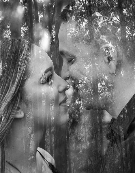 Casal de ENSAIO NA CHUVA - STELA E THIAGO