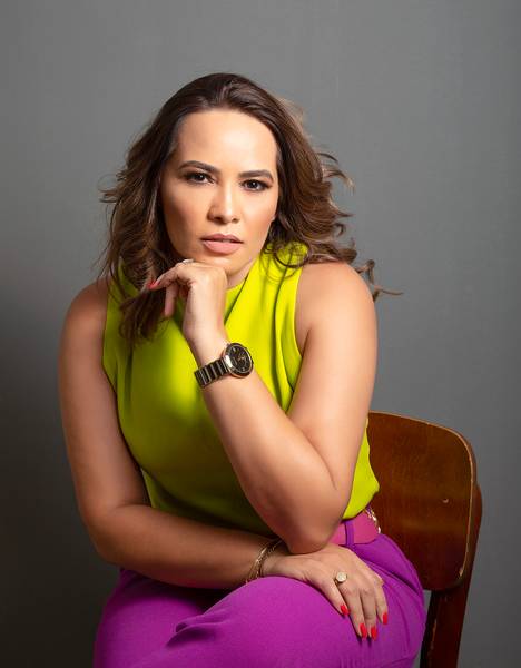 Perfil Pessoal de Nina Nobre