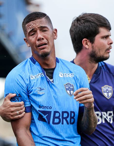 Futebol de Real Brasília 2x1 São Raimundo