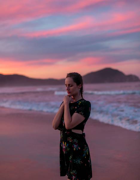 PhotoCura de Ensaio Feminino na Praia - Chris Busato - Florianópolis - SC