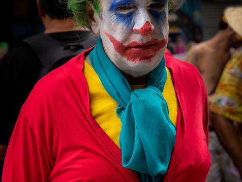 Folia de Bloco Queimando o Filme