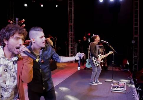 Clipes Musicais de AMOR DE VERDADE